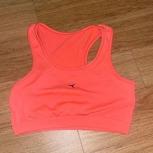 Hit pink workout crop top